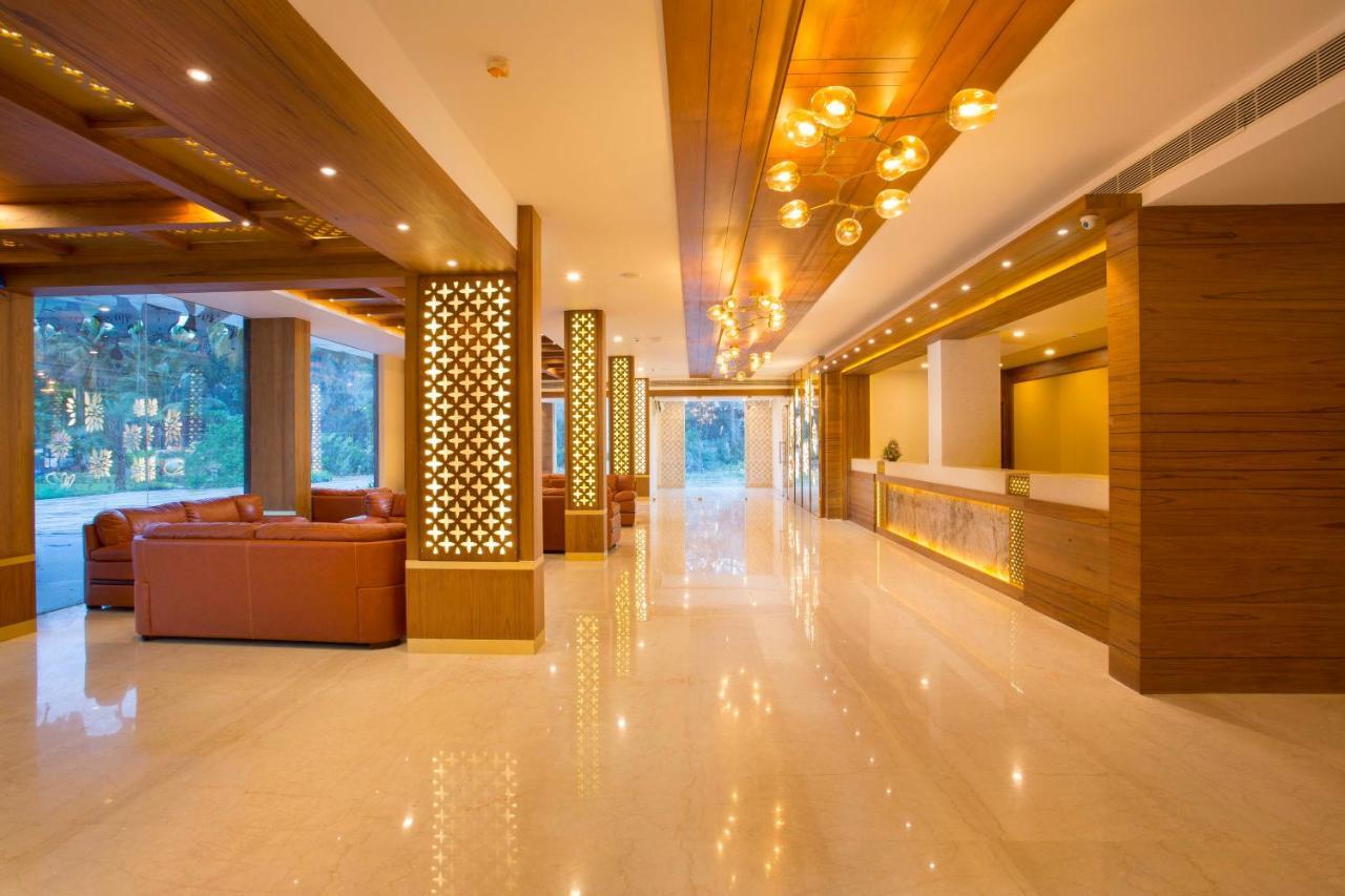 Blue Serene Resort Guruvāyūr Extérieur photo