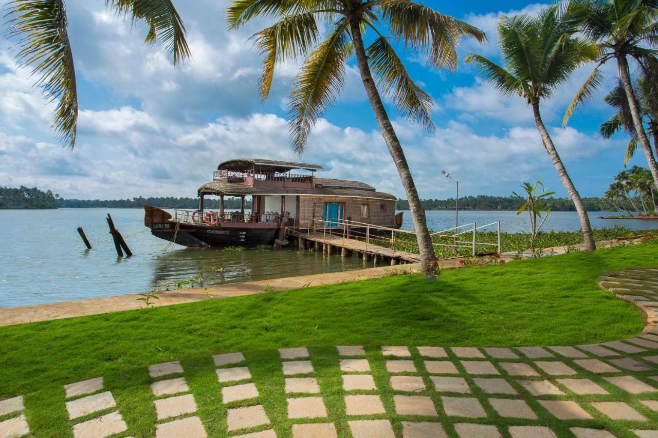 Blue Serene Resort Guruvāyūr Extérieur photo