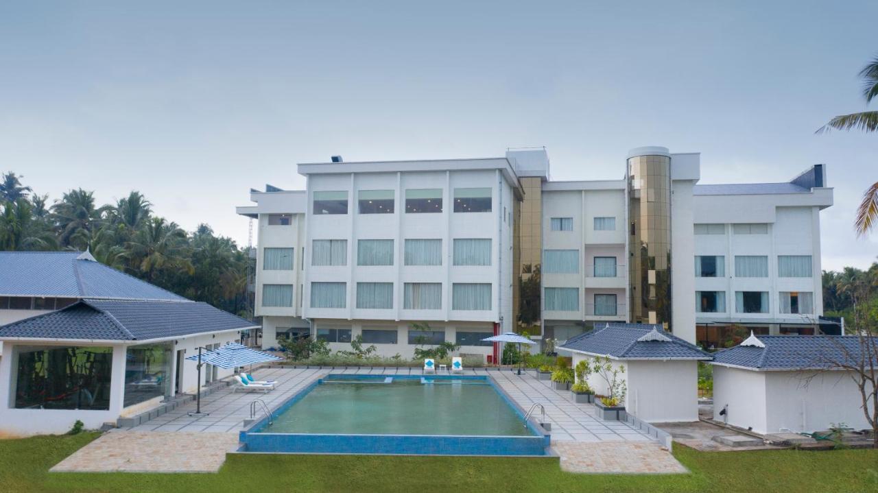Blue Serene Resort Guruvāyūr Extérieur photo