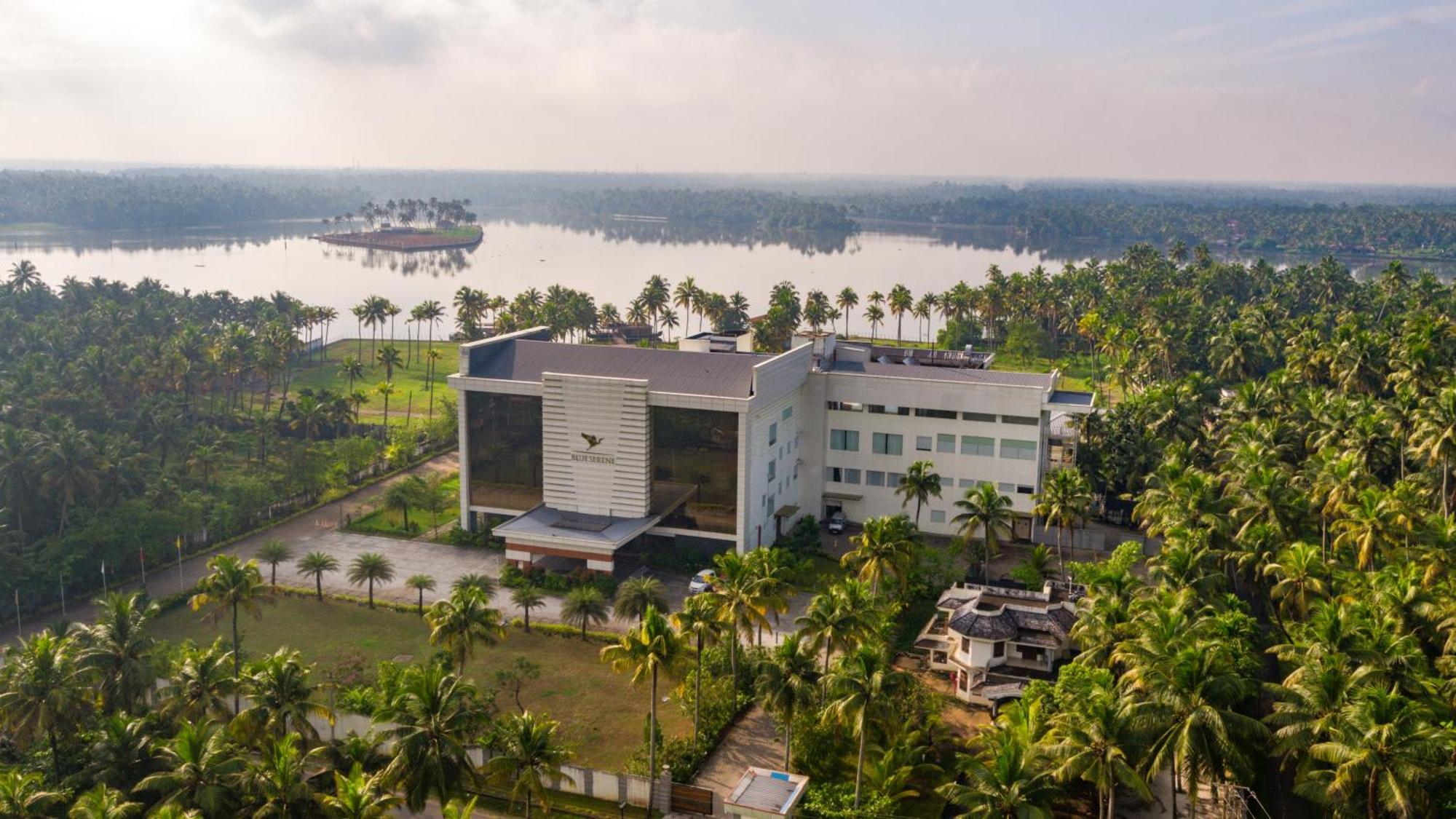 Blue Serene Resort Guruvāyūr Extérieur photo
